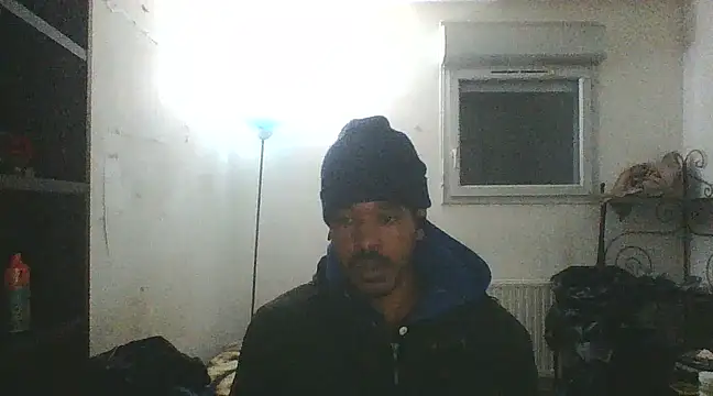 Snapshot of POPAYE972 chatting on 01.04.25 POPAYE972 online show from 01.04.25