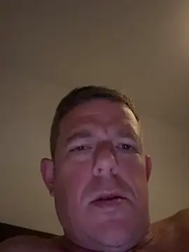 Snapshot of mrwright878787 chatting on 02.04.25 mrwright878787 online show from 02.04.25