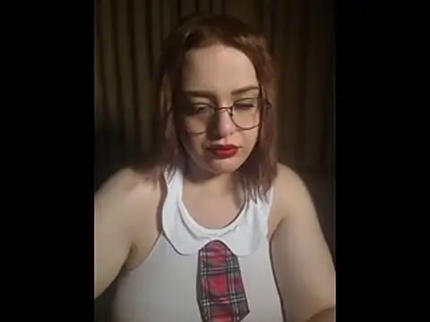 cansuozell online show from 06.14.26