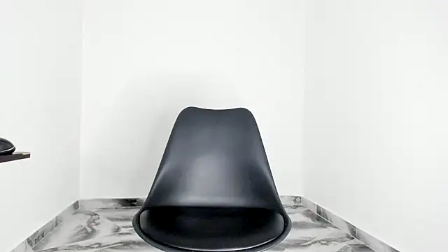 mikee scooth online show from 01.05.26