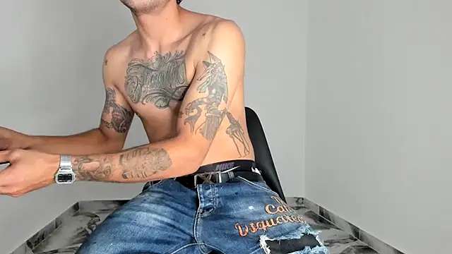 mikee scooth online show from 01.11.26