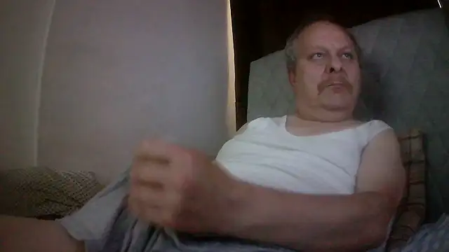 Snapshot of amylrmm1903 chatting on 06.14.26 amylrmm1903 online show from 06.14.26