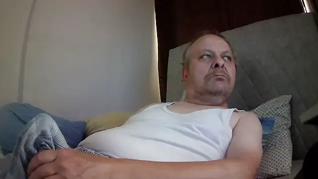 Snapshot of amylrmm1903 chatting on 07.26.26 amylrmm1903 online show from 07.26.26