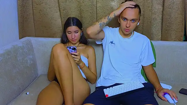 Snapshot of do_u_know_them chatting on 02.25.25 do u know them online show from 02.25.25