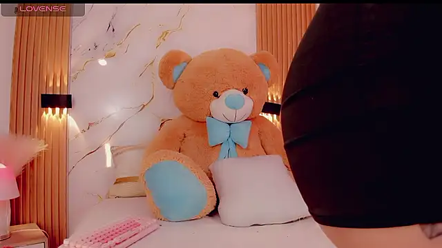 Snapshot of BrendaSquirtx chatting on 01.18.26 BrendaSquirtx online show from 01.18.26