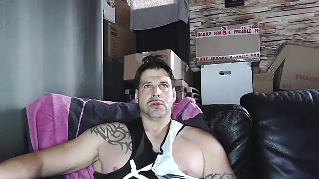 XxBigboybandxX online show from 04.12.26