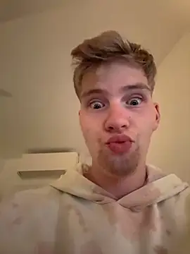 CDLukeLucy420 online show from 10.02.25