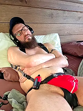 Icebearsticlese online show from 02.09.26