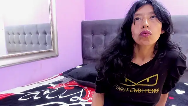 karolinee 66  online show from 07.11.26