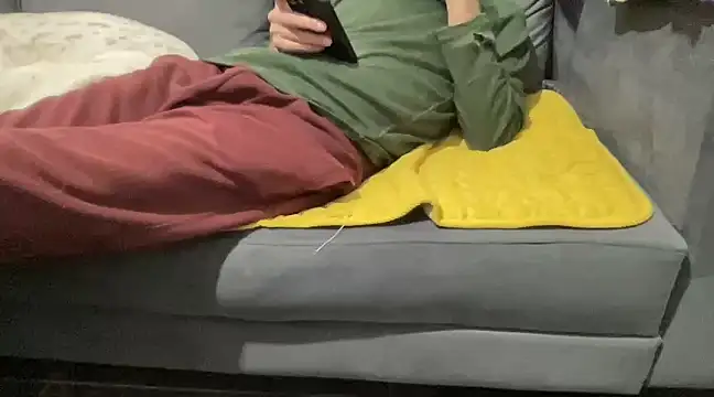 4small4inchlol online show from 01.30.25