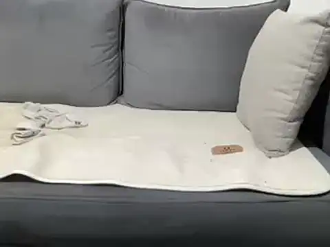 4small4inchlol online show from 03.19.25