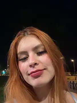 Snapshot of Isa_smeraldy chatting on 09.17.25 Isa smeraldy online show from 09.17.25