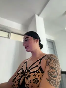 Libia James online show from 07.06.26