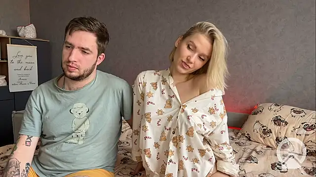 Adelovenick online show from 12.15.24