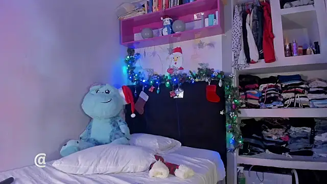 meganthompsonn22 online show from 12.07.24