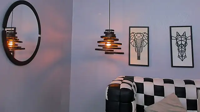 SARAFOXX  online show from 12.11.24