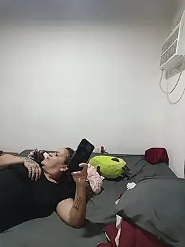 Milfvalesk online show from 06.14.26