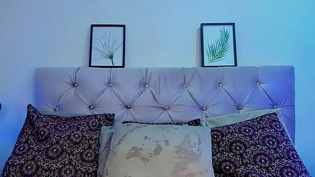 Redpandaa  online show from 02.05.25