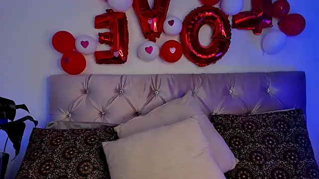 Redpandaa  online show from 02.18.25