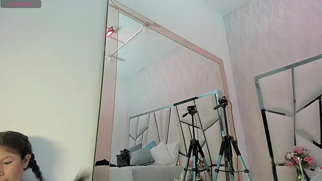 Victoriaa millers online show from 06.11.26