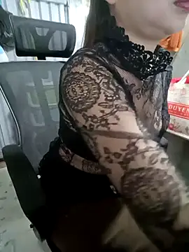 Snapshot of Fuckmehard2xx chatting on 12.30.24 Fuckmehard2xx online show from 12.30.24