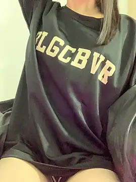 Snapshot of Vani_S2 chatting on 12.29.24 Vani S2 online show from 12.29.24