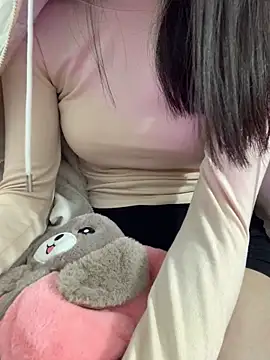 Snapshot of Vani_S2 chatting on 01.11.25 Vani S2 online show from 01.11.25