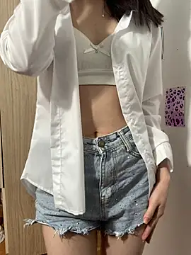 Snapshot of Vani_S2 chatting on 03.10.25 Vani S2 online show from 03.10.25