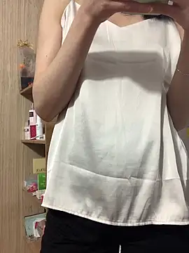 Snapshot of Vani_S2 chatting on 03.19.25 Vani S2 online show from 03.19.25