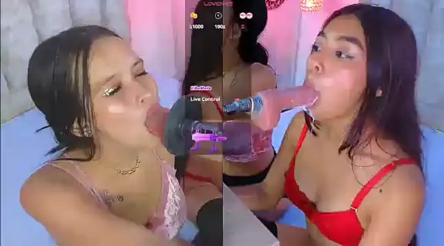 Snapshot of mylittle_princess chatting on 03.16.25 mylittle princess online show from 03.16.25