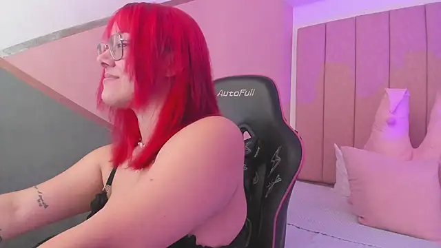 Snapshot of lilith_noahh chatting on 12.20.24 lilith noahh online show from 12.20.24