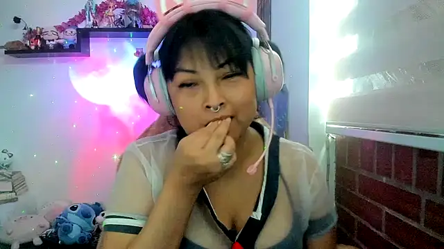 Shaddycute  online show from 03.22.26