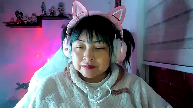 Snapshot of Shaddycute_ chatting on 06.04.26 Shaddycute online show from 06.04.26