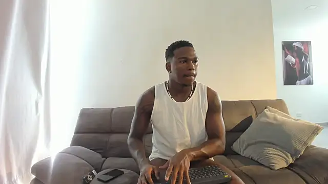 Snapshot of Troykhalil chatting on 06.01.26 Troykhalil online show from 06.01.26