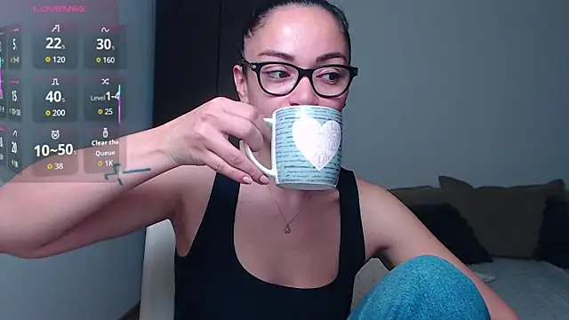 Snapshot of BabySerene chatting on 05.03.26 BabySerene online show from 05.03.26