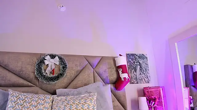 Salomesimos1 online show from 12.14.24