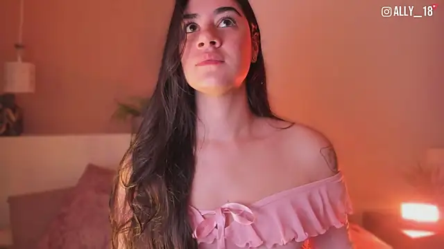 Snapshot of Ally_addams chatting on 04.15.26 Ally addams online show from 04.15.26