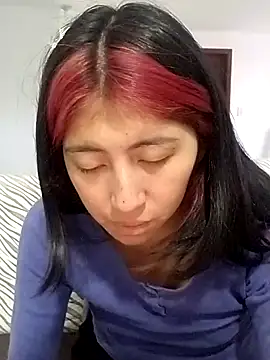 Snapshot of sarah12333 chatting on 07.11.26 sarah12333 online show from 07.11.26