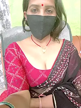Snapshot of SVsexyCOUPAL chatting on 04.30.26 SVsexyCOUPAL online show from 04.30.26