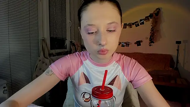 Snapshot of Jenny_darling_love chatting on 01.03.25 Jenny darling love online show from 01.03.25