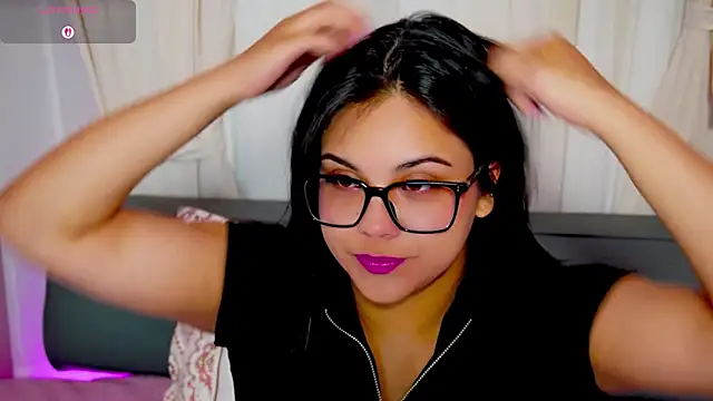 Sophia wilsonn  online show from 09.11.25