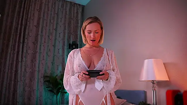 UmaTruewoman online show from 01.22.25