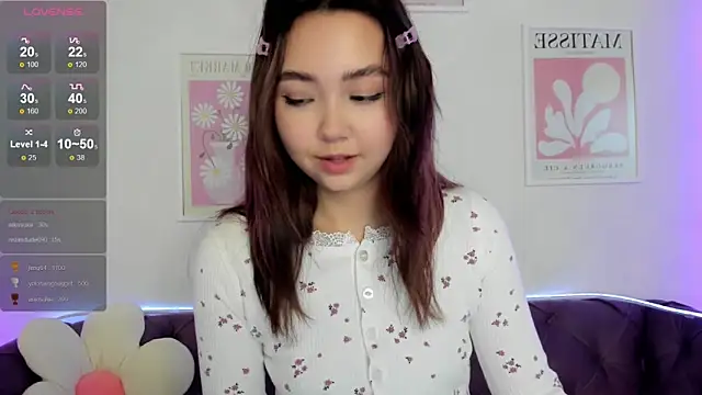 Snapshot of Fluffy_Rose chatting on 01.18.25 Fluffy Rose online show from 01.18.25