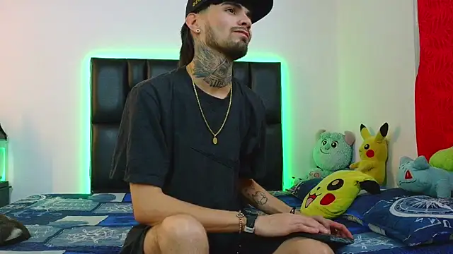 Snapshot of Brutal_Sex_Fucking chatting on 06.05.26 Brutal Sex Fucking online show from 06.05.26