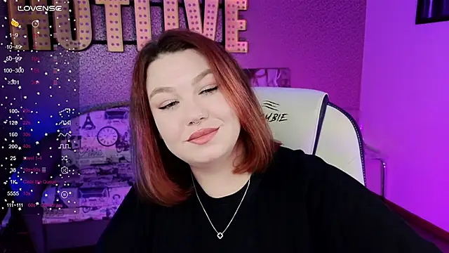 Snapshot of Lilumytrend chatting on 05.16.26 Lilumytrend online show from 05.16.26
