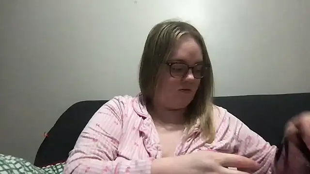 honeyyy24 online show from 03.23.26