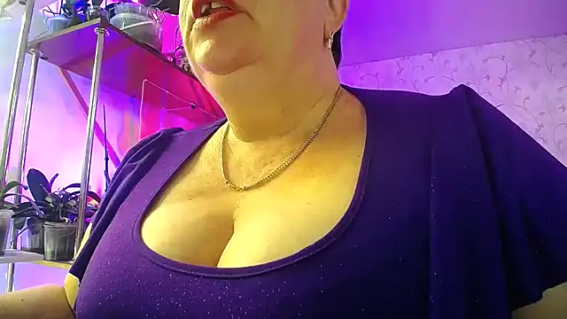 Snapshot of _Sweet_Woman chatting on 02.25.26 Sweet Woman online show from 02.25.26