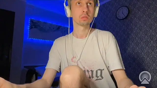 Aki-Laky online show from 04.20.26