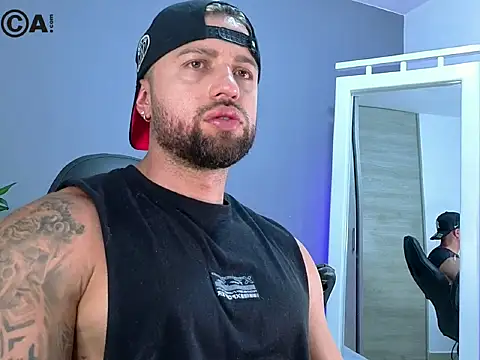 OwenMaximus814 online show from 03.17.26