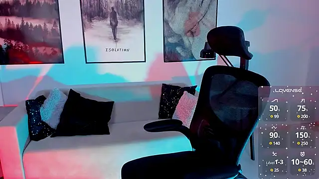 Snapshot of LadyIzabel chatting on 12.27.24 LadyIzabel online show from 12.27.24